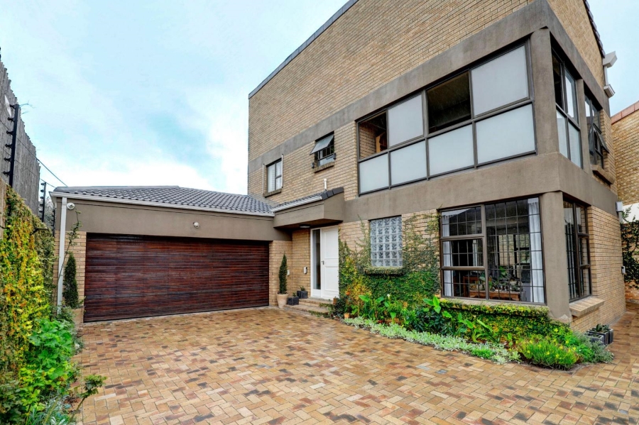 4 Bedroom Property for Sale in Welgemoed Western Cape